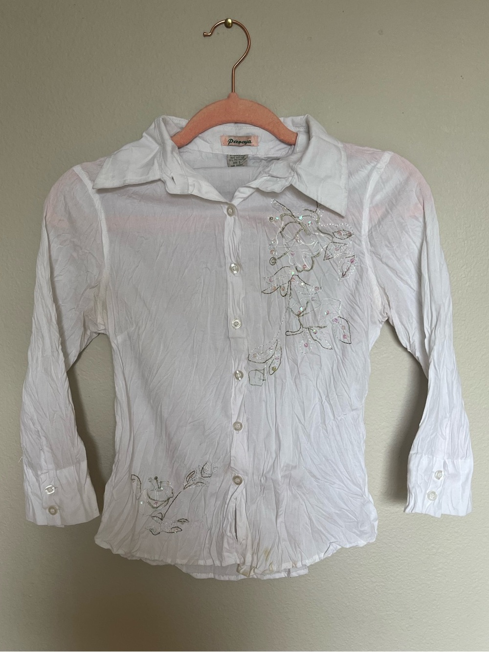 Y2K Papaya Women’s White Button Down With Embroidered Flowers Size Small